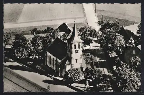 AK Schwenningdorf bei Bünde, Ev.-luth. Kirche mit Strassenpartie