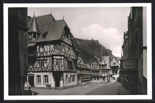 AK Bacharach am Rhein, Alte Häuser mit Hotel-Restaurant