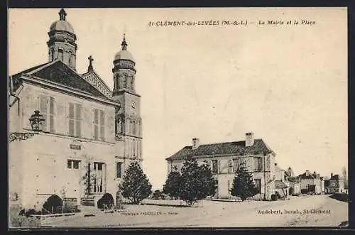 AK St-Clément-des-Levées, La Mairie et la Place