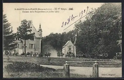 AK Saint-Martin-de-la-Place, Château de la Pouprandière et attelage de chevaux (16 Juillet 1907)