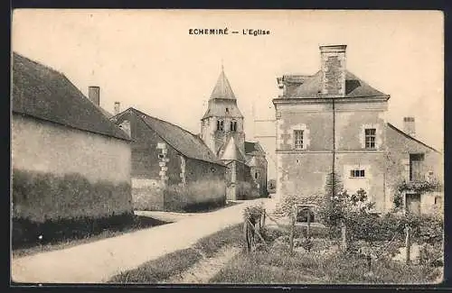 AK Échemiré, L`Église et rue du village