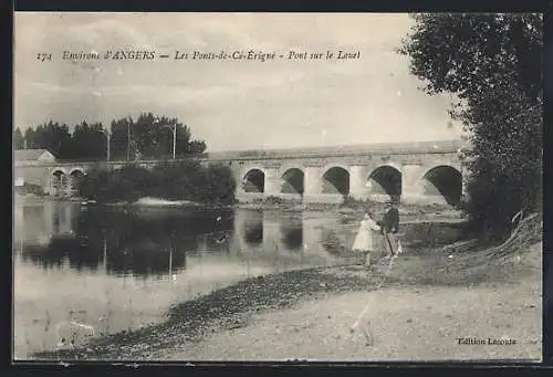 AK Les Ponts-de-Cé, Pont sur le Louet et paysage fluvial