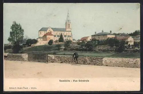 AK Somloire, Vue Générale avec église et cycliste au premier plan