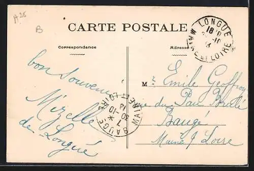 AK Longué, Étang des Hayes avec un homme sur une barque