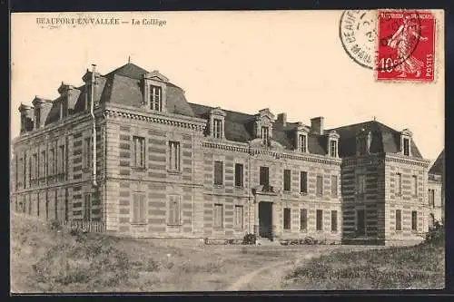 AK Beaufort-en-Vallée, Le Collège