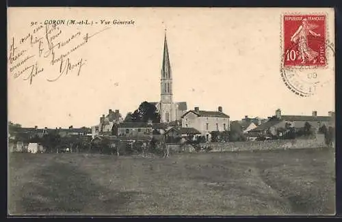 AK Coron, Vue générale du village avec église et maisons environnantes