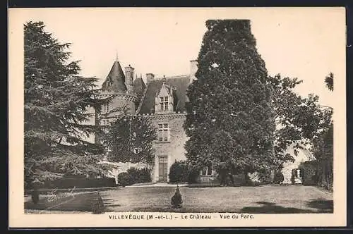 AK Villevêque, Le Château, Vue du Parc