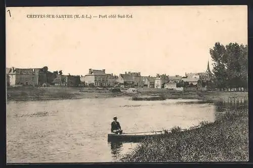 AK Cheffes-sur-Sarthe, Port côté Sud-Est avec vue sur la rivière et les maisons du village