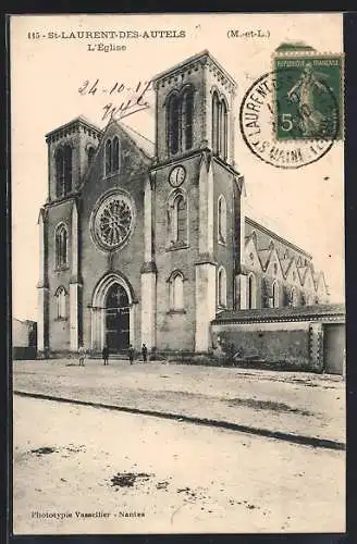 AK Saint-Laurent-des-Autels, L`Église majestueuse en facade principale