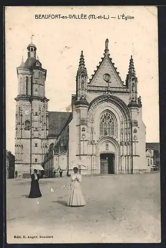 AK Beaufort-en-Vallée, L`église et ses environs