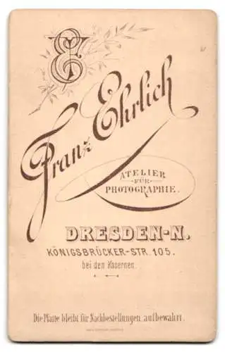 Fotografie Franz Ehrlich, Dresden, Königsbrücker-Str. 105, Dame in eleganter Garderobe