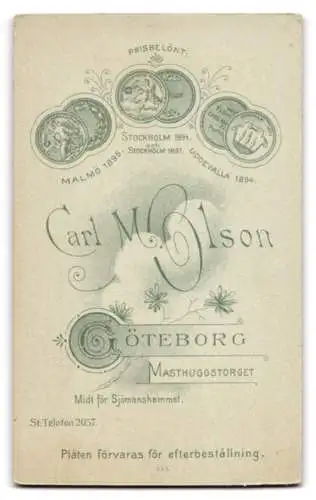 Fotografie Carl M. Olson, Göteborg, Masthuggstorget, Porträt einer jungen Frau