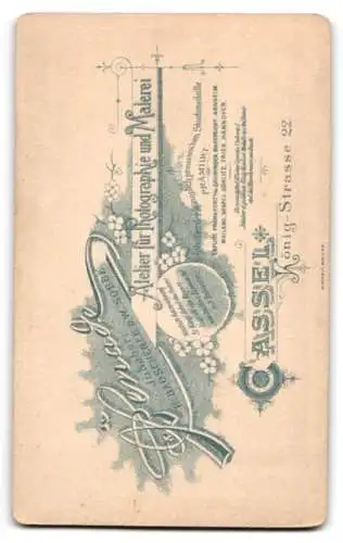 Fotografie Bauschenek & Sobbe, Cassel, Königstrasse 22, Porträt eines eleganten Herrn