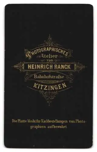 Fotografie H. Ranck, Kitzingen, Bahnhofstrasse, Porträt einer jungen Frau