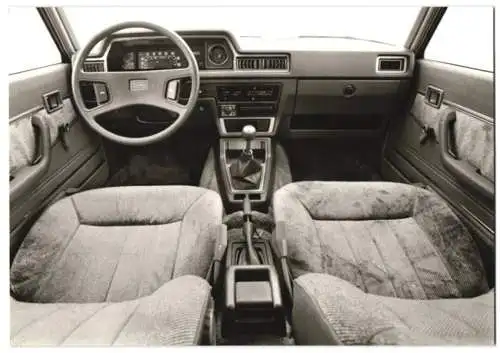 Fotografie Auto Toyota Corona GL, Cockpit, Armaturen, Werkfoto