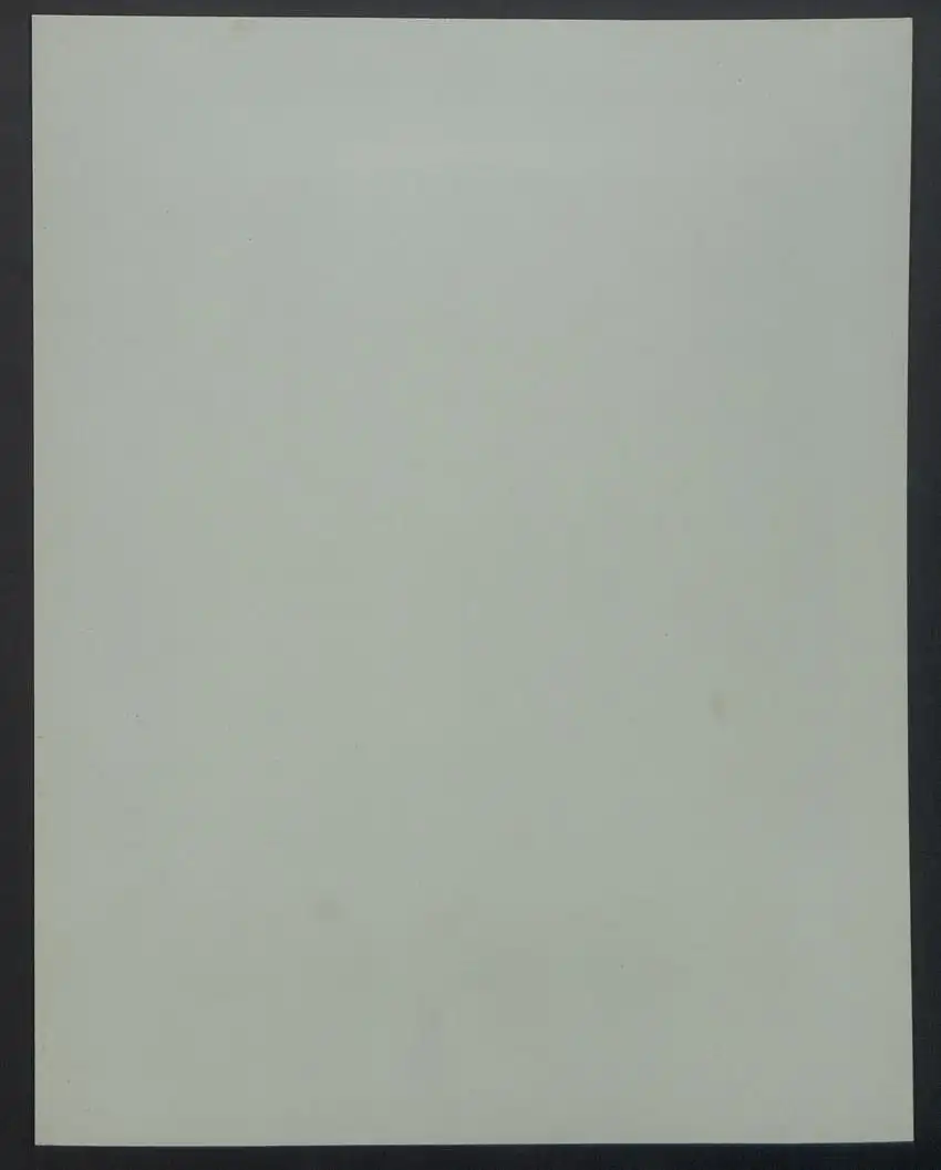 Fotografie Wilhelm von Gloeden, Sizilien, Knabe im Gewand mit Schleier und floralem Tuch 1