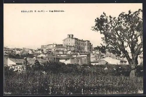 AK Éguilles, Vue générale du village provencal