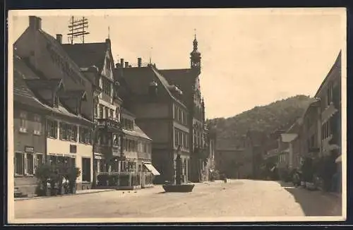 AK Wolfach, Hotel Krone mit Strassenpartie