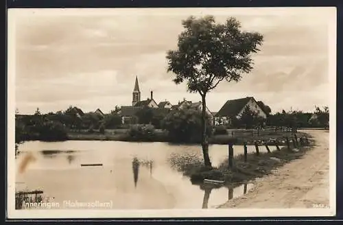 AK Inneringen /Hohenzollern, Uferpartie mit Blick zum Ort