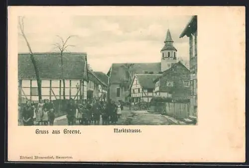 AK Greene, Marktstrasse mit Turm und kleiner Versammlung