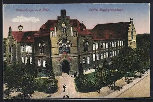 AK Wittenberge /Elbe, Städtisches Realgymnasium mit Anlagen aus der Vogelschau