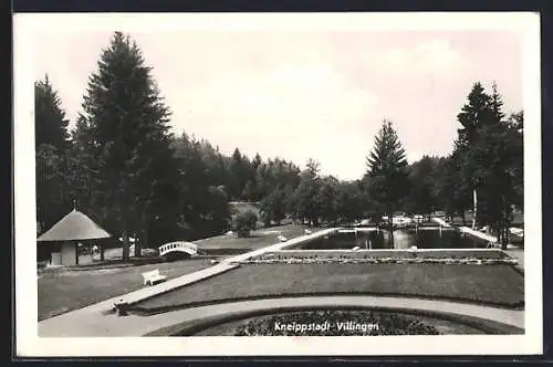 AK Villingen /Schwarzwald, Blick zum Freibad der Kneippstadt