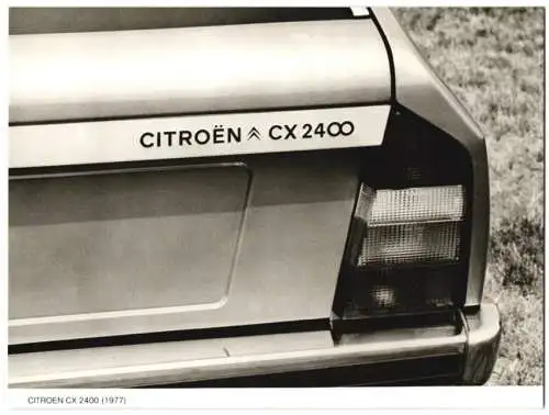 Fotografie Auto Citroen CX 2400 Modell 1977, Werkfoto