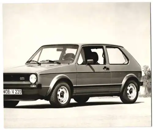 Fotografie Auto Volkswagen VW Golf I GTI, Werkfoto