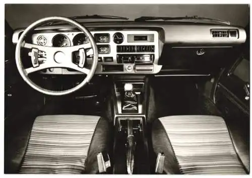 Fotografie Auto Toyota Celica Liftback 2000 GT, Cockpit, Werkfoto