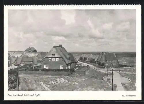 AK List auf Sylt, Reetgedeckte Häuser im Ort