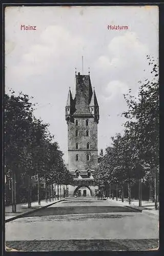 AK Mainz, Strassenpartie am Holzturm