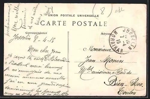AK Josselin, la Rue Olivier Clisson animée avec passants et bâtiments historiques