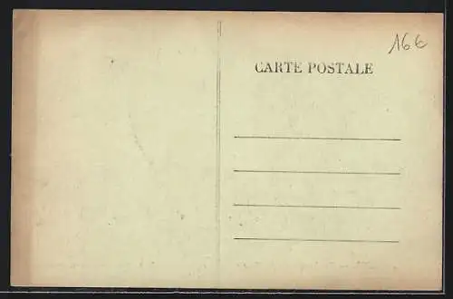 AK Locminé, Boulevard de la Gare avec des passants et bâtiments historiques