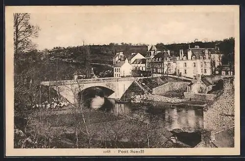 AK Pont-Scorff, Vue du pont et des bâtiments environnants