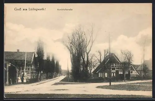 AK Lüdingworth, Kirchhofstrasse mit Anwohnern