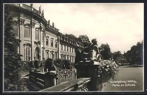 AK Ludwigsburg / Württemberg, Partie am Schloss