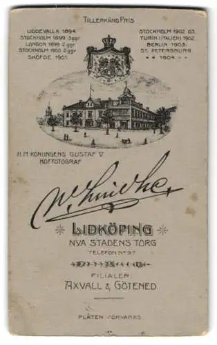 Fotografie Werner Lindhe, Lidköping, Nya Stadens Torg, Ansicht Lidköping, kgl. Wappen über dem Ateliershaus