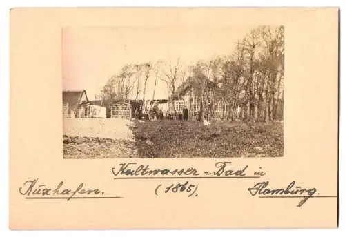 Fotografie unbekannter Fotograf, Ansicht Cuxhaven, Partie am Kaltwasser Bad, 1865