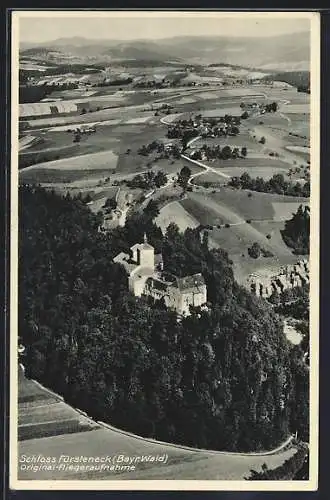 AK Fürsteneck / Bayern, Blick auf das Schloss, Fliegeraufnahme