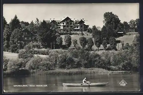 AK Grundlsee, Hotel Seeblick mit Ruderboot