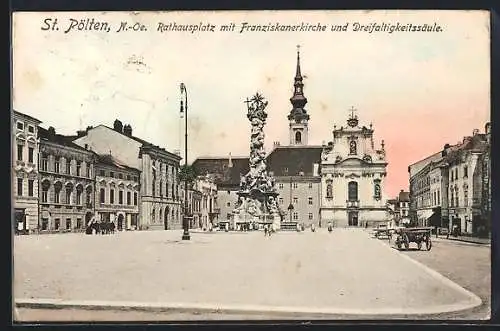 AK St. Pölten, Rathausplatz mit Franziskanerkirche und Dreifaltigkeitssäule