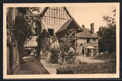 AK Pont-Audemer, Auberge du Vieux Puits et vue du Puits de Mme Bovary