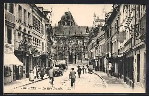 AK Louviers, La Rue Grande animée avec vue sur l`église