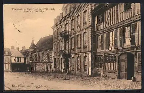 AK Verneuil, Vieil Hôtel du XVIIe siècle, Rue de la Madeleine