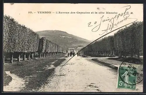 AK Vernon, L`Avenue des Capucins et la côte Blanche