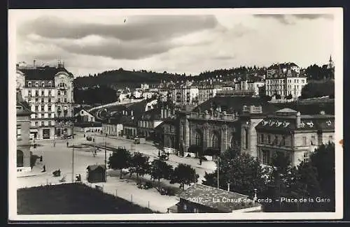 AK La Chaux-de-Fonds, Place de la Gare