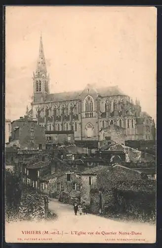 AK Vihiers, L`église vue du Quartier Notre-Dame