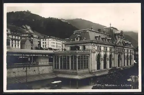 AK Montreux, La Gare, Bahnhof mit Zug und Buffet