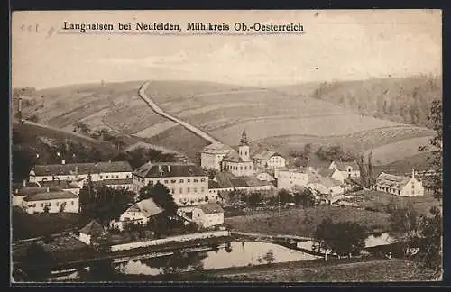 AK Langhalsen bei Neufelden, Ortsansicht vor dem Hügel