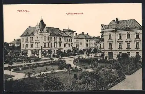 AK Troppau, Jahnplatz mit Blick in die Olmützerstrasse